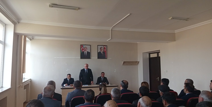 Aprelin 15 - də Qobustan Rayon İcra Hakimiyyətinin başçısı Adil Məmmədov növbəti səyyar qəbulunu Cəngi kənd sakinləri ilə keçirmişdir.