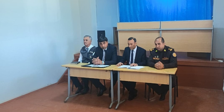 “Sel və daşqınların dağıdıcı təsirinin qarşısının alınması istiqamətində qabaqlayıcı tədbirlərin görülməsi və təbii fəlakət zamanı əhalinin davranışı” mövzusunda maarifləndirici tədbir